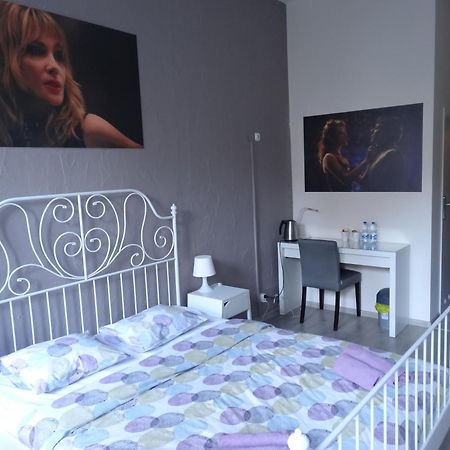 Mimosa Rooms Poznan Exterior photo